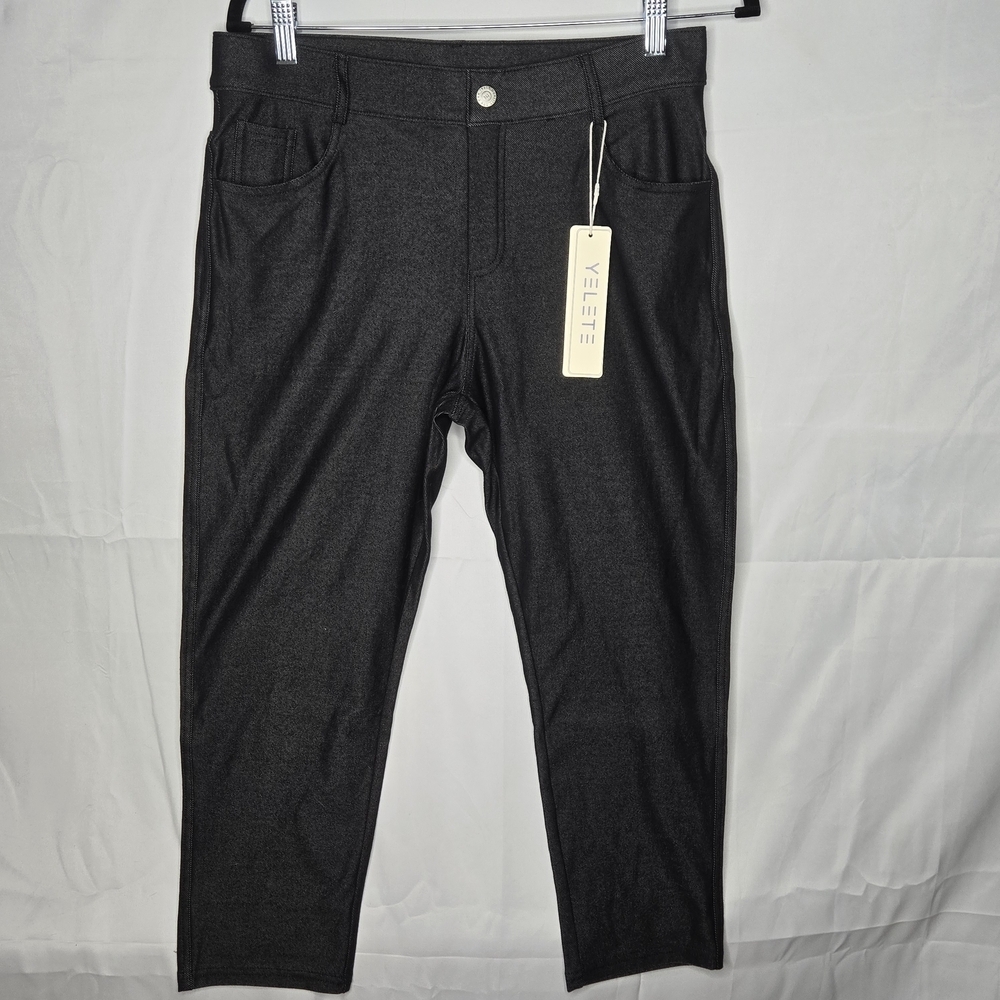 Women’s Charcoal Stretch Capri Pants XXL High-Rise Pull-On Fit, 21” Inseam Crop